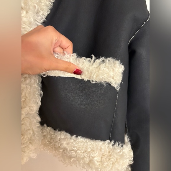 Free People Kiki Sherpa Jacket– Black (Size M) - Picture 6 of 16